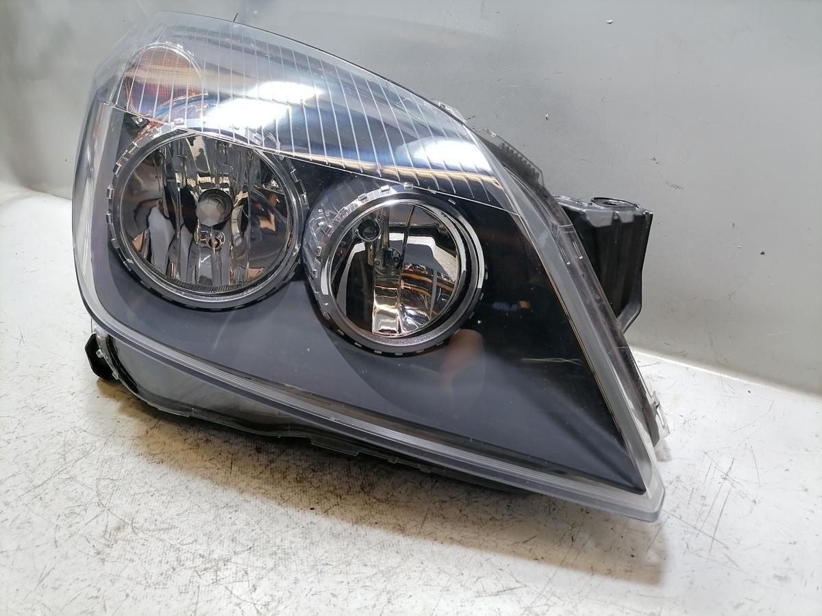 Opel Astra H Scheinwerfer vorn rechts Halogen Schwarzer Hintergrund Bj.2006